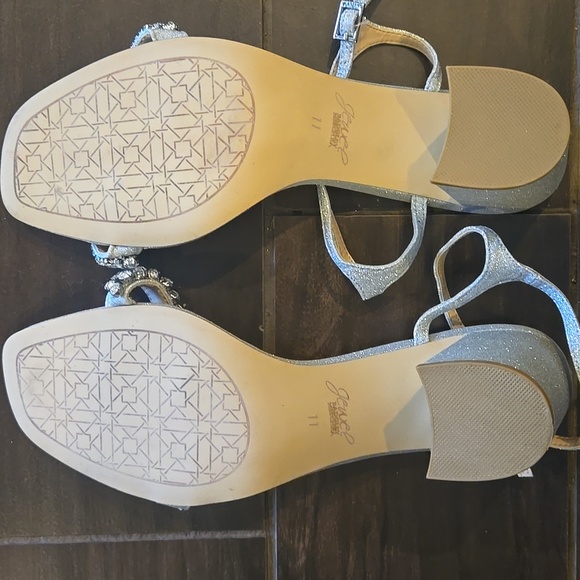 Jewel By Badgley Mischka Silver Glitter Rhinestone Heel Sandal Size 11 NWOT - Picture 2 of 8